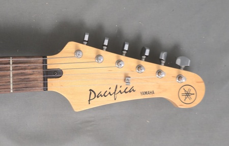 Yamaha Pacifica 012 Blue Gitara Elektryczna