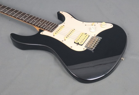 Yamaha Pacyfica 012 Black Gitara Elektryczna