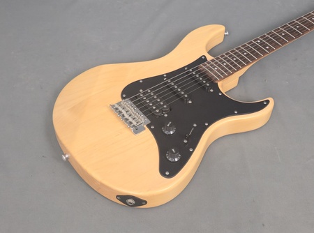 Yamaha Pacifica 112 Natural Gitara Elektryczna